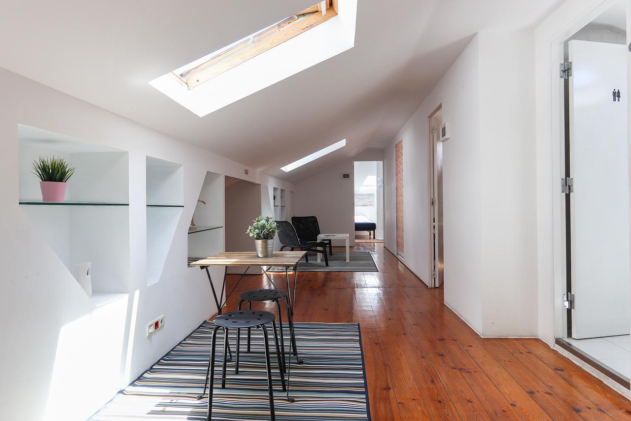 Kab+1 Hostel Lisboa Εξωτερικό φωτογραφία