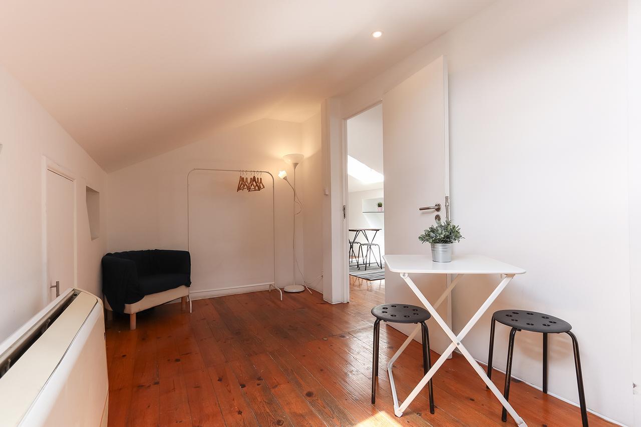 Kab+1 Hostel Lisboa Εξωτερικό φωτογραφία